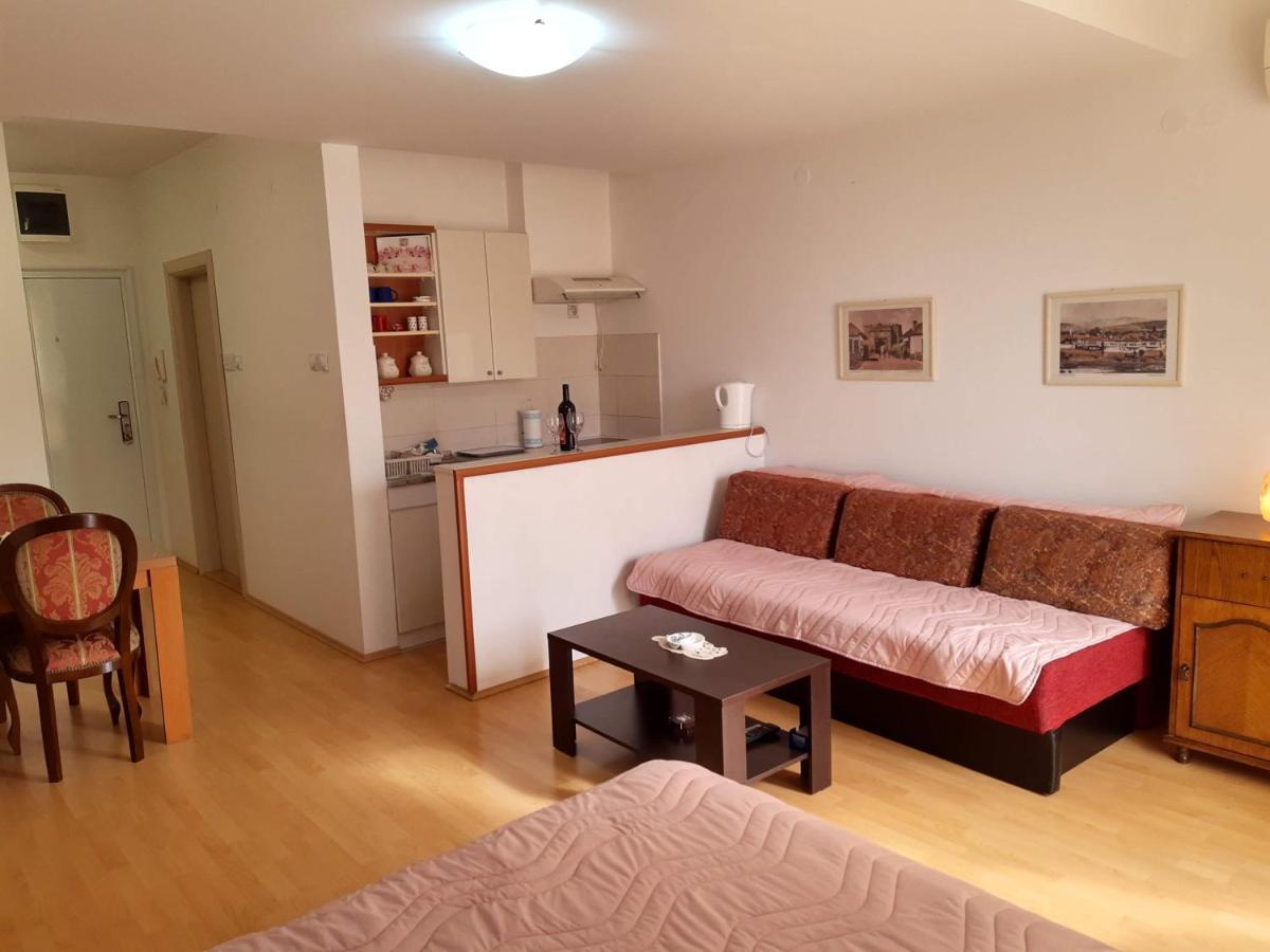 Sky Apartman Soko Banja Esterno foto